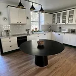 Catrinandes - Retreat Center Bed & Breakfast Tondela