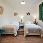 Catrinandes - Retreat Center Bed & Breakfast Tondela