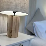 Catrinandes - Retreat Center Bed & Breakfast Tondela