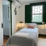 Bed & Breakfast Catrinandes - Retreat Center Tondela