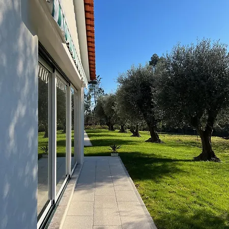 Nocleg ze śniadaniem Catrinandes - Retreat Center 4*