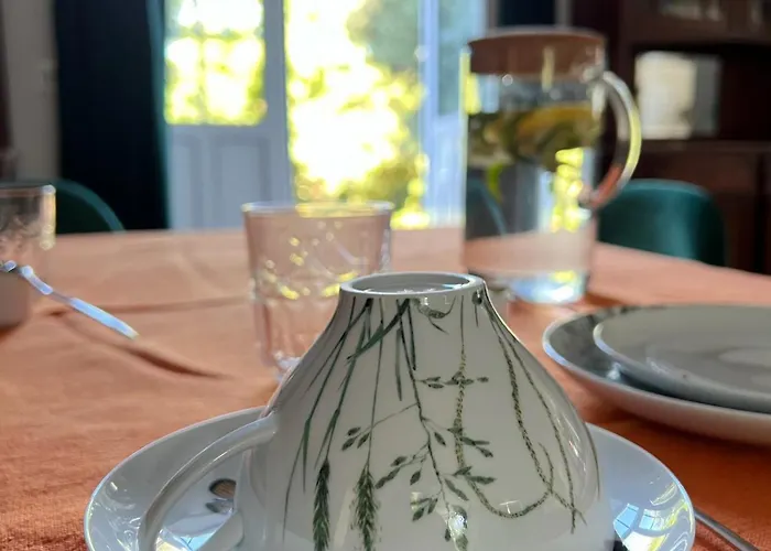 Couette-café Catrinandes - Retreat Center 3*