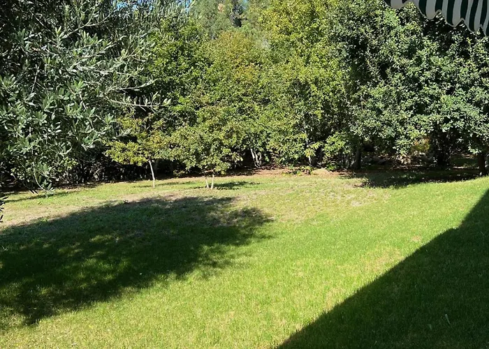 Catrinandes - Retreat Center Couette-café 3*