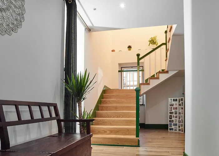 Catrinandes - Retreat Center Tondela